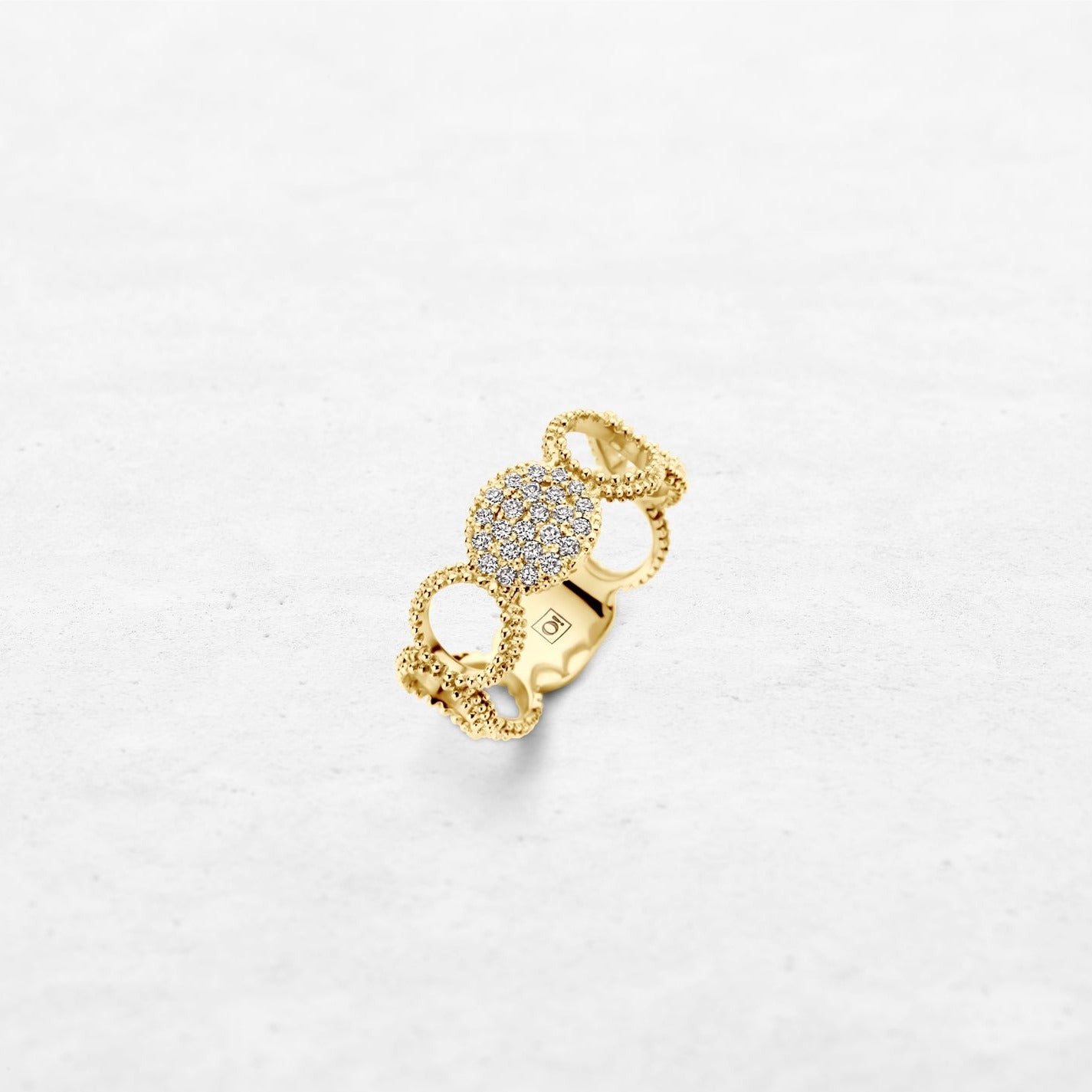 Luxury Revolve Luminous | OR-5786 in 18-karat gold with hand-set natural diamonds, designed in Belgium.
