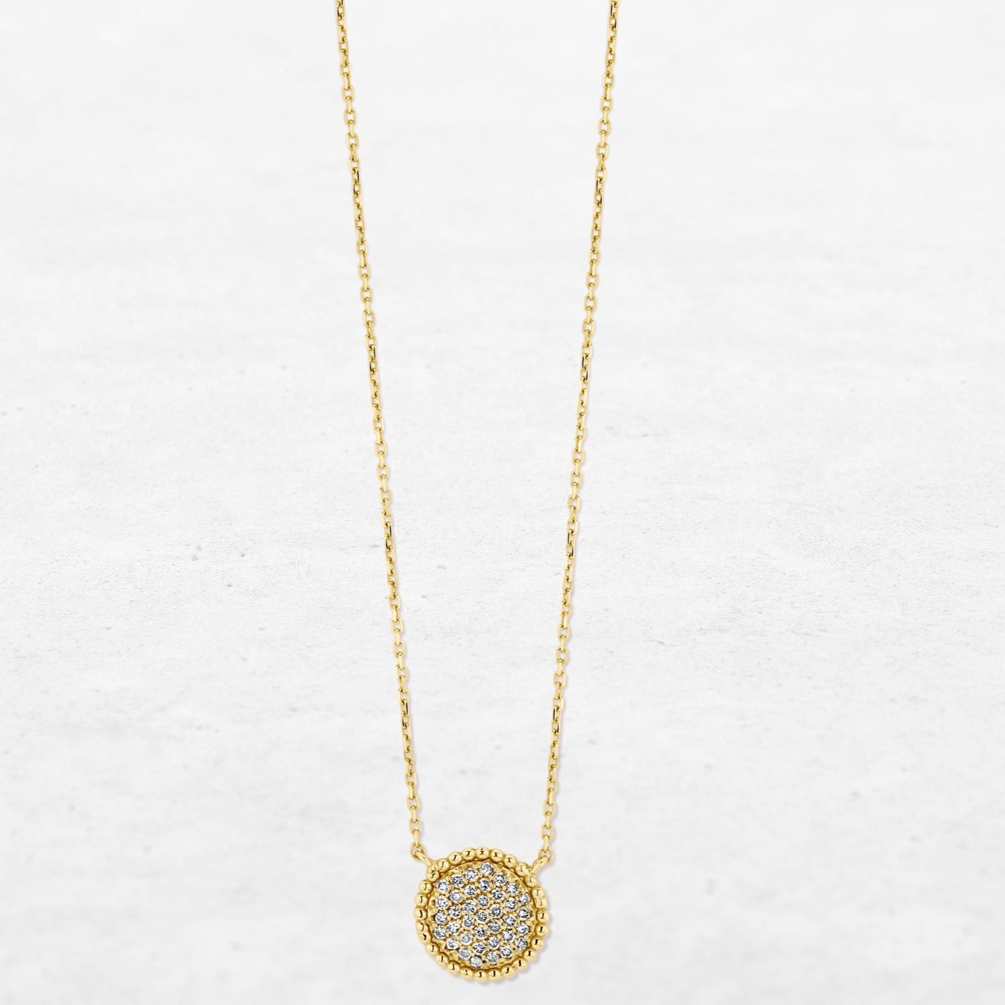 O! Jewelry Plateau Necklace | OP-4041 – made in Antwerp with 18k gold and ethically sourced diamonds.
