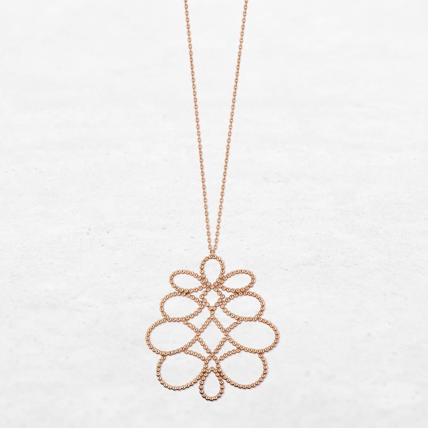 Pine Necklace | OP-5889 in 18k gold, made by O! Jewelry in Antwerp, Belgium.