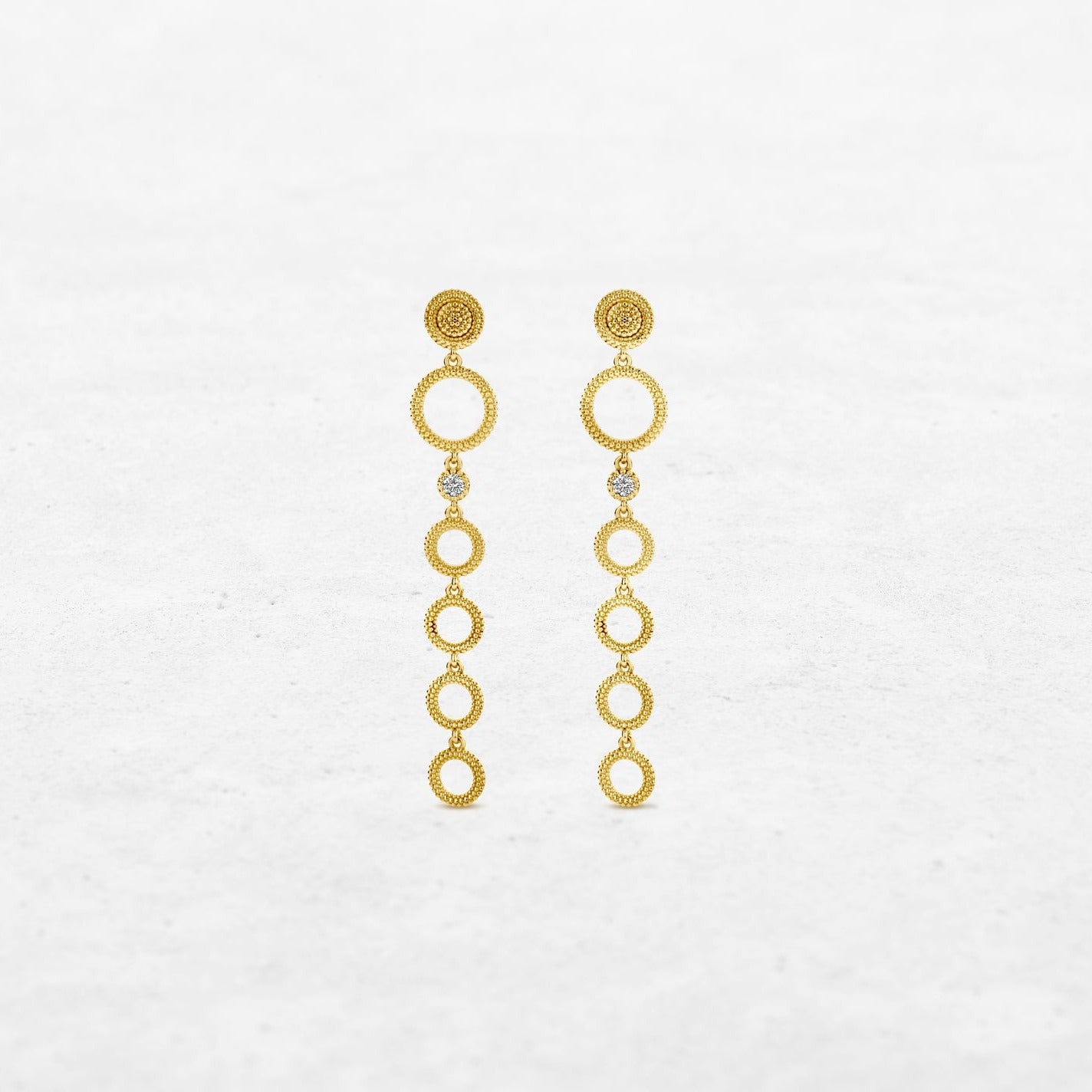O! Jewelry Sphere Luminous | OE-8599D4 – made in Antwerp with 18k gold and ethically sourced diamonds.
