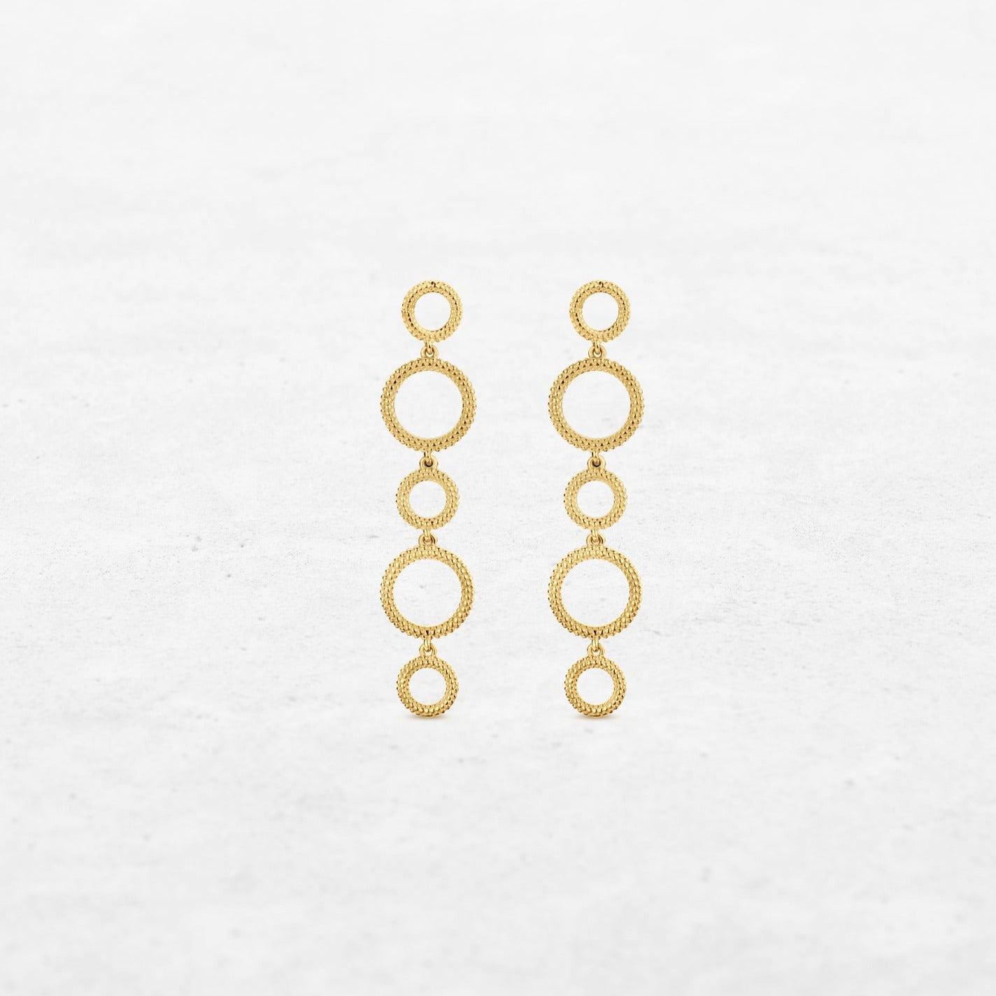 O! Jewelry Sphere Earrings | OE-8596 – solid 18k gold, made in Belgium.