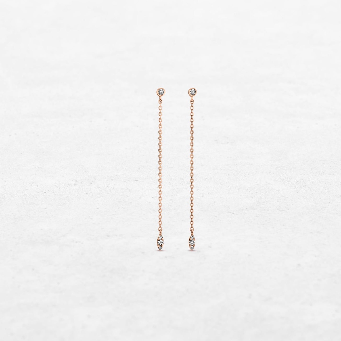 Luxury Leaf Earrings Low | OE-6034 in 18-karat gold with hand-set natural diamonds, designed in Belgium.