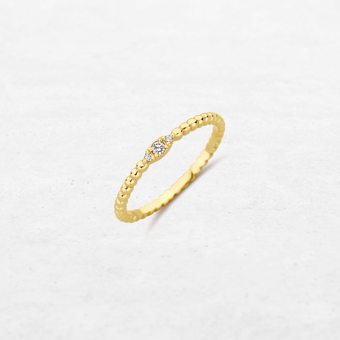 Leaf Ring | OR-6033 with ethically sourced natural diamonds in 18k gold, handcrafted in Antwerp.