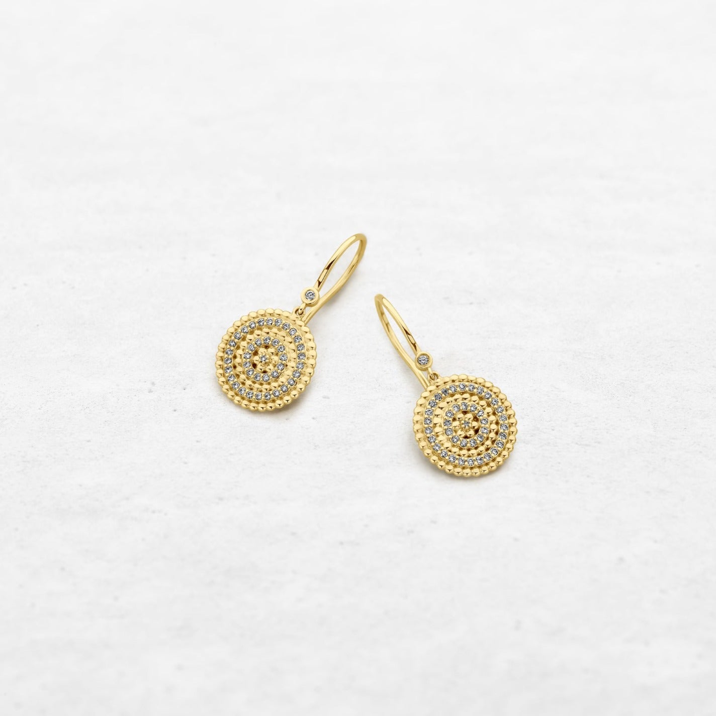 Luxury Harmony Earrings | OE-5862 in 18-karat gold with hand-set natural diamonds, designed in Belgium.