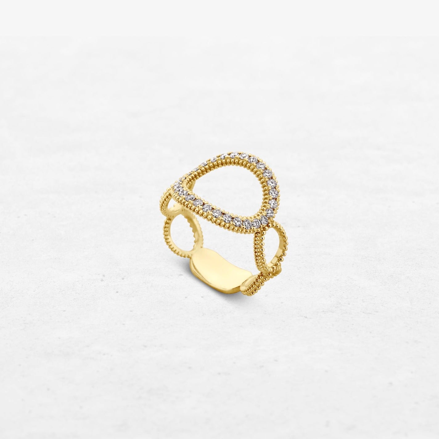 Timeless Escapade Open | OR-5690H with natural diamonds and 18k gold, responsibly made in Antwerp.