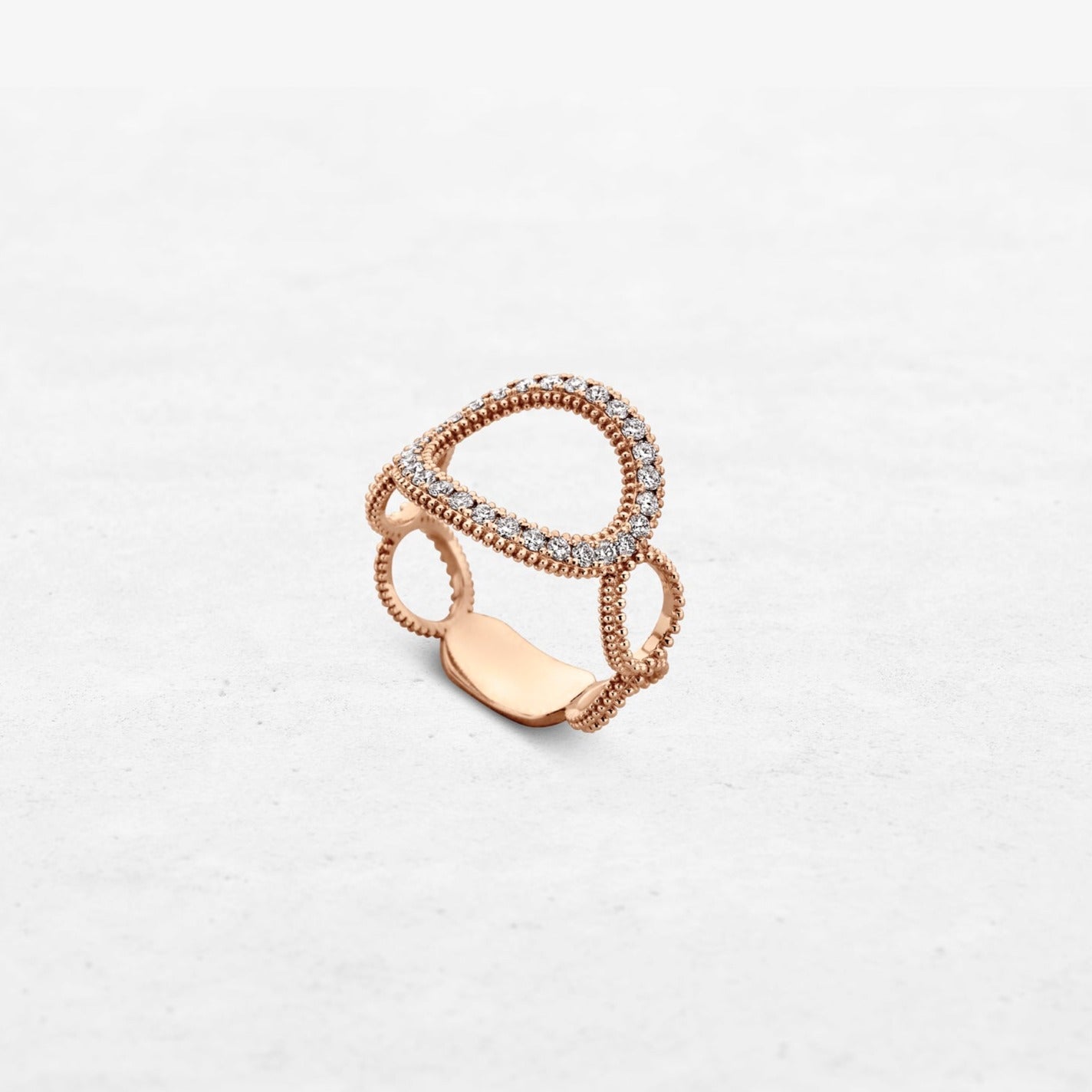 Escapade Open | OR-5690H with ethically sourced natural diamonds in 18k gold, handcrafted in Antwerp.