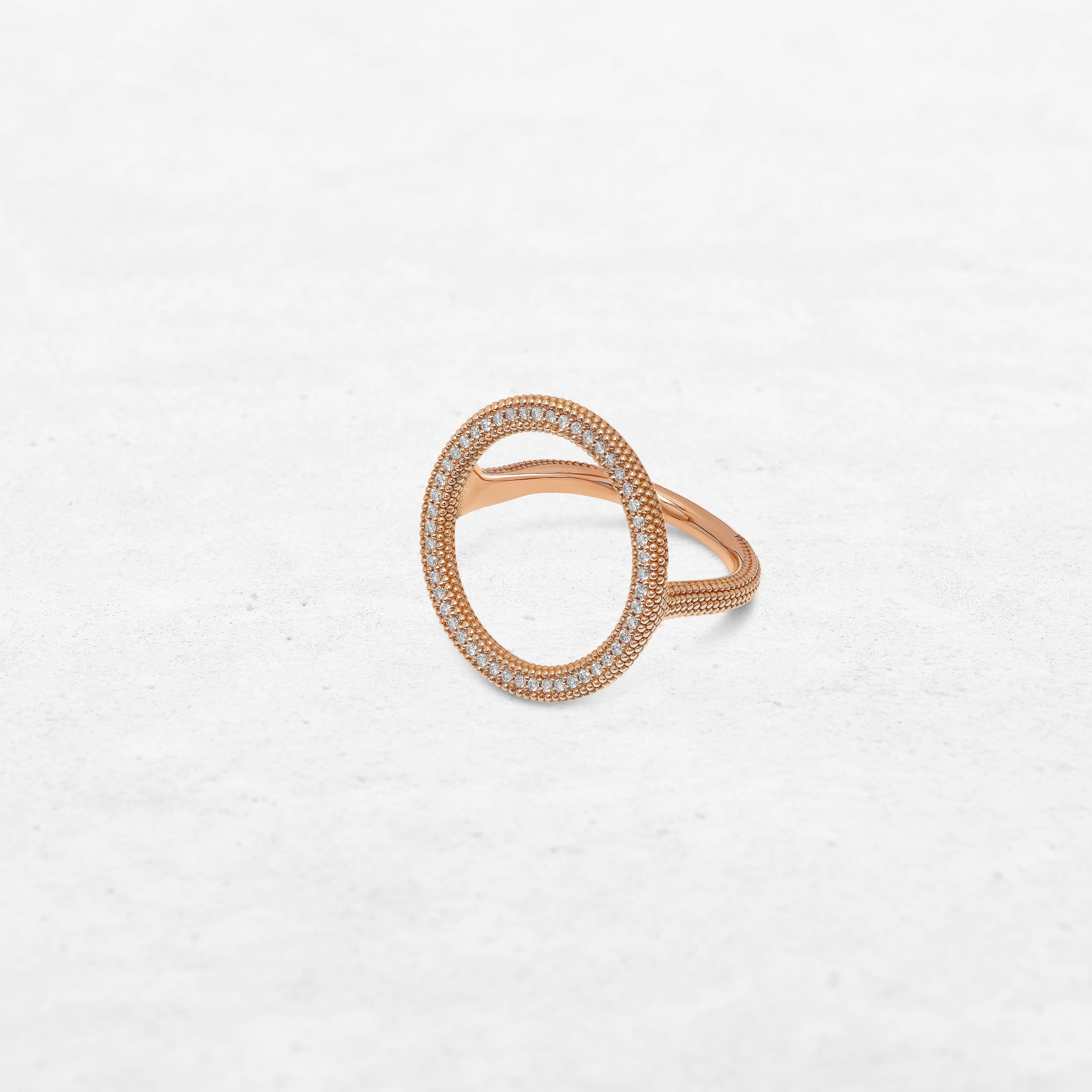 Timeless Architect Circle | OR-8216 with natural diamonds and 18k gold, responsibly made in Antwerp.