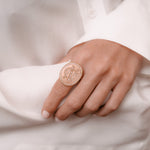 Heirloom Oval | OR-8172A with ethically sourced natural diamonds in 18k gold, handcrafted in Antwerp.