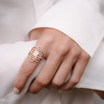 Spirito Ring | OR-5899 with ethically sourced natural diamonds in 18k gold, handcrafted in Antwerp.