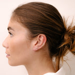 O! Jewelry Leaf Earring | OE-6031 – made in Antwerp with 18k gold and ethically sourced diamonds.