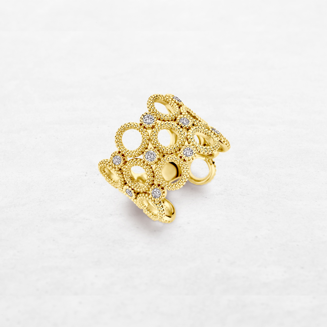 Timeless Affinity Triple | OR-8145-3 with natural diamonds and 18k gold, responsibly made in Antwerp.