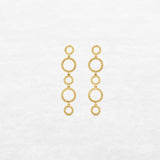 Circular earrings with different sizes in yellow gold made by O! Jewelry